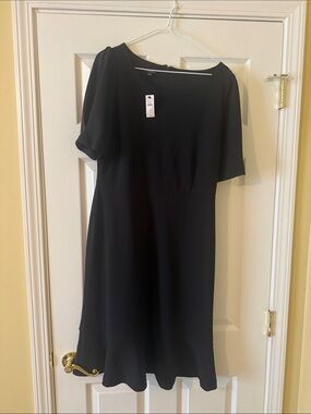 Classic Black Short-Sleeve Women's Dress